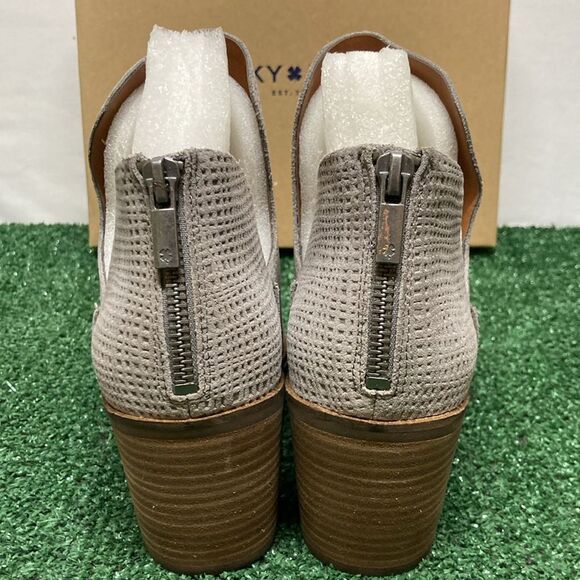 New Lucky Brand Gray Powe Leather Bootie women’s  size 10 (OKPM-07-020) - Picture 3 of 9